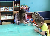 Горячая и холодная вода - где быстрее растворится сахар?